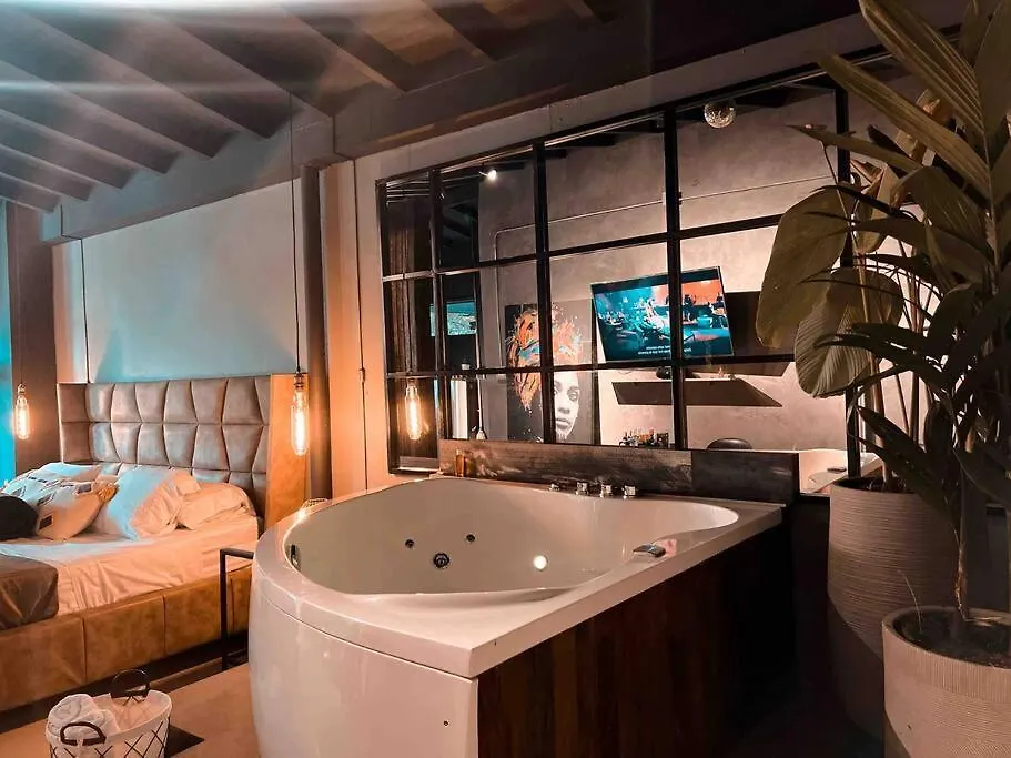 Suite Jacuzzi Provenza Problado Medellin